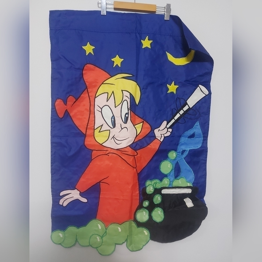 Children's Wizard Wall Hanging - Blue, Red & Green